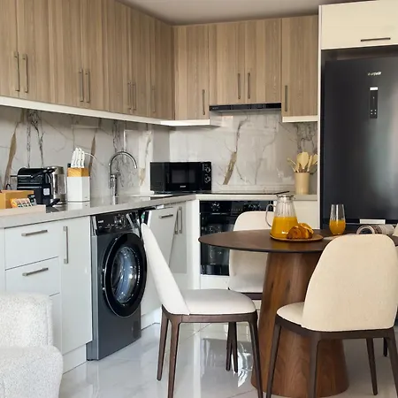 Qoople Royal - Cozy 1-bedroom Αλάνια